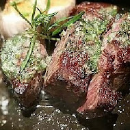 MeatGQ Steak