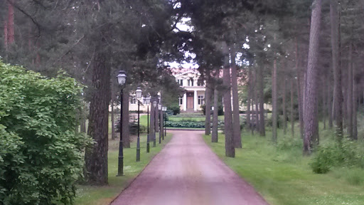 Villa Furuvik / Pargas