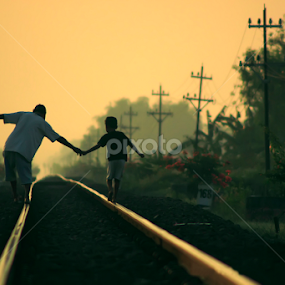 hands of father by Dhevid Pradana - People Street & Candids