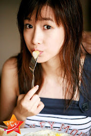cute asian girl hairstyle