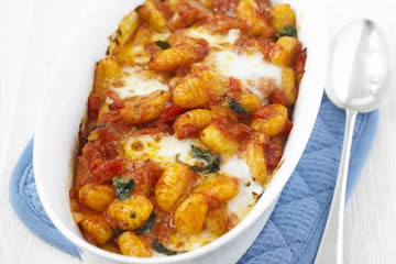 Gnocchi & tomato bake