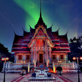 by Akiro Mahilom - Instagram & Mobile iPhone