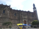 Iglesia De La Plaza De Las Tres Culturas