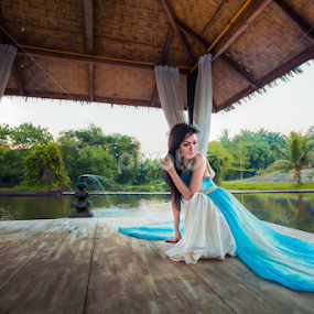 Aisa by Willi Yeo - People Fashion