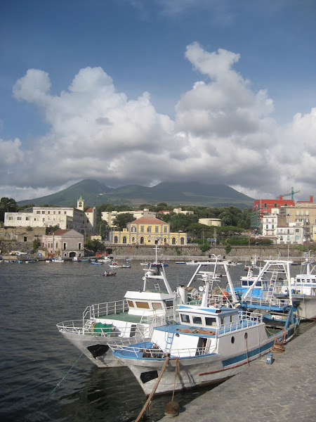 Looking back at the town of Portici from the pier.