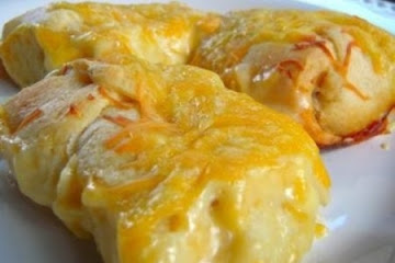 Chicken Crescent Roll Casserole