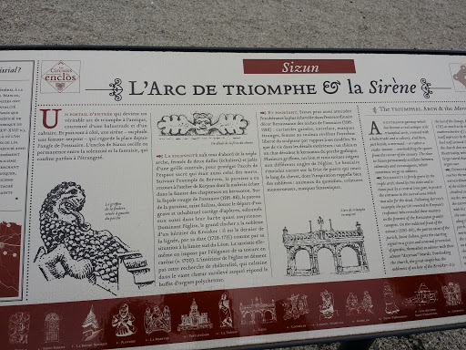 Sizun - L' Arc De Triomphe Et La Sirene