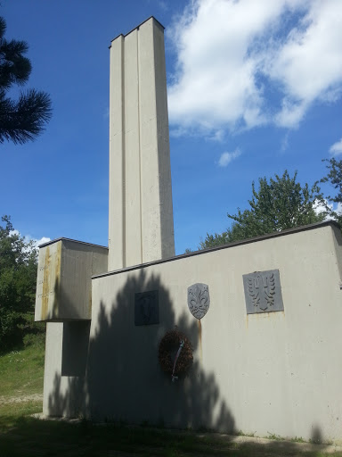 Monumento Ai Caduti Della Resistenza