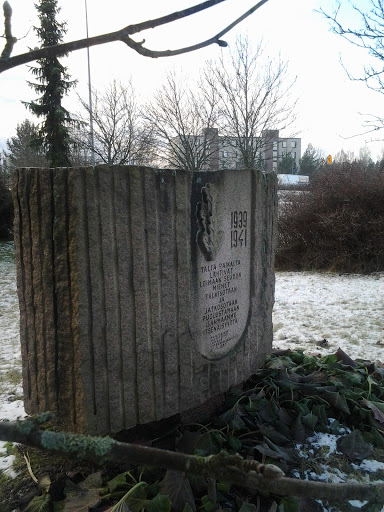 Talvi Ja Jatkosota Muistomerkki