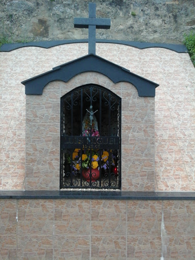 Capelinha Nossa Senhora memória de Luis Miguel