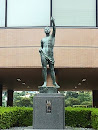 長崎県立大学　銅像