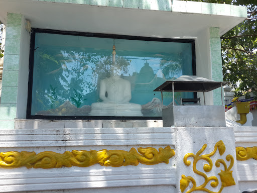 Buddha Statue At Uposhitharamaya