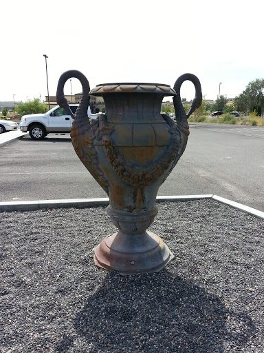 Reliance Swan Vase