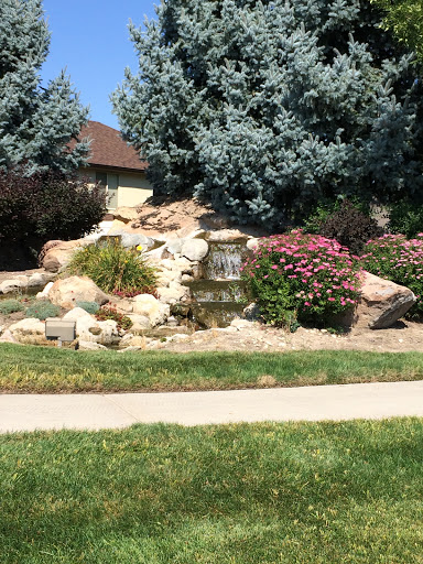 Countryside North Fountain