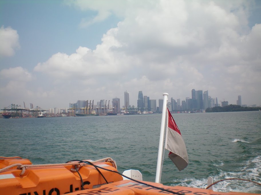 Vue sur Marina Bay et le port