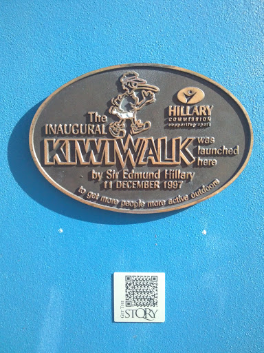 Kiwi Walk Plaque