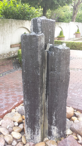Säulen Brunnen