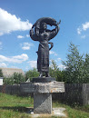 Монумент Украинка