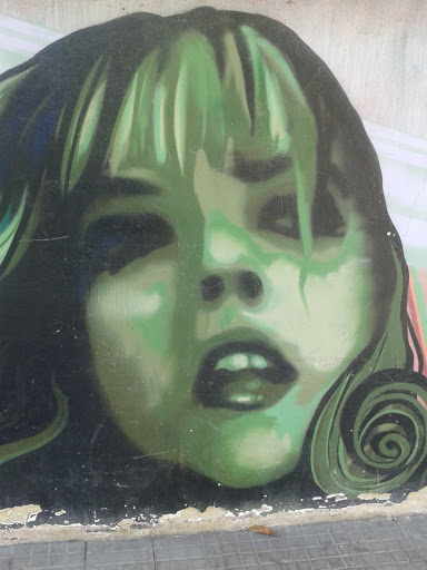 Mural Green Girl 