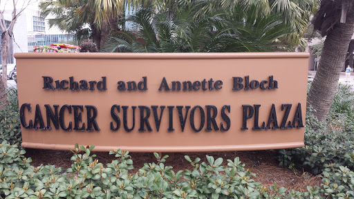 Richard and Annette Cancer Survivor Plaza Sign
