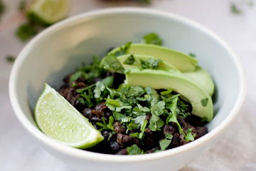 SLOW COOKER BLACK BEANS