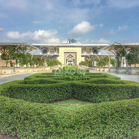 by Rozi Rahman - Instagram & Mobile iPhone