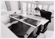 Niek Kemps bij de zeefdrukker