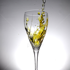 Water Splash by Micah Jaron Flack - Abstract Water Drops & Splashes