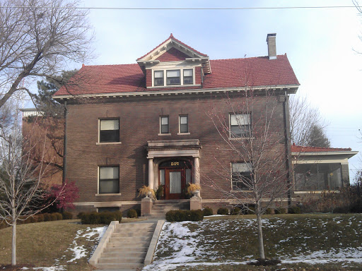 Charles D McLaughlin House
