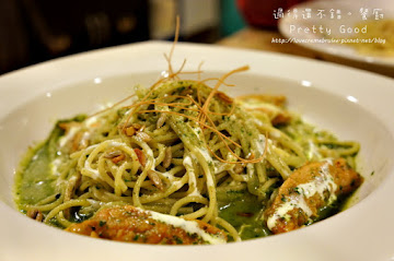 過得還不錯。餐廚