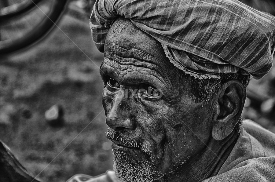 Watching by Soham Banerjee - People Street & Candids
