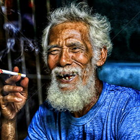 smile oh no  by Daril Sugito - People Portraits of Men