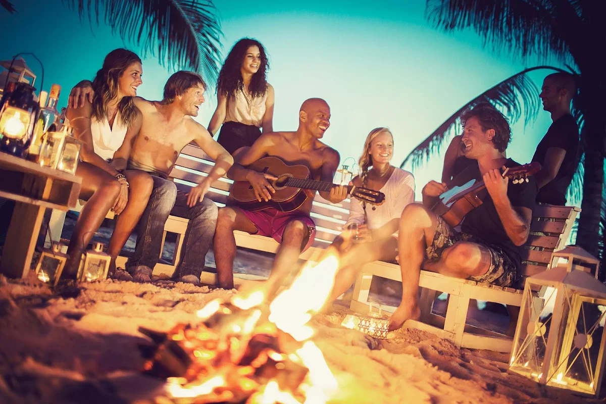 Curacao-beach-campfire - A lovely evening with good friends on one of Curacao's beaches.