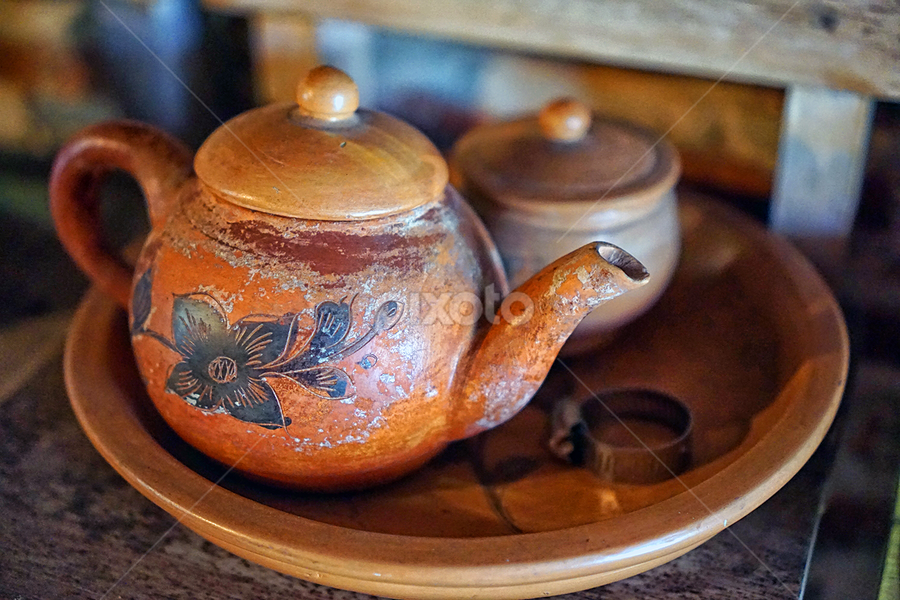 by J W - Artistic Objects Cups, Plates & Utensils