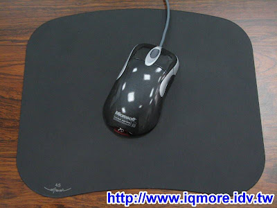 SteelSeries 4S 鋁製鼠墊介紹 - 老貓測3C