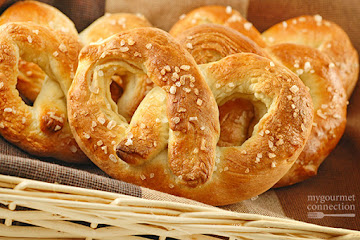 Berghoff Cafe Fresh Baked Soft Pretzels