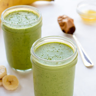 Kale Pineapple Smoothie {Kick Booty Kale Smoothie}