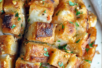 Italian Provolone Pull-Apart Bread