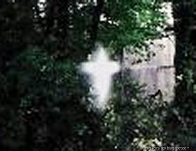 [ghostdec06_21[3].jpg]