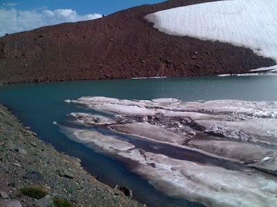 broken top tarn glacier