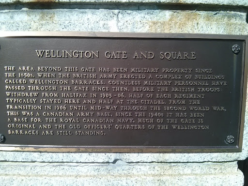 Wellington Gate and Square