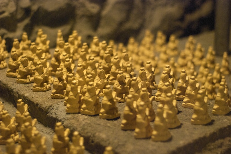 20080414_0480_figures.jpg