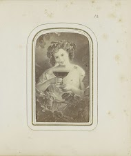 Fotoreproductie van een schildering van een bacchante door August Riedel op Villa Rozenstein bij Stuttgart