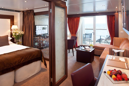 Seabourn_Odyssey_Sojourn_Quest_Penhouse_Suite - All Penthouse Suites on Seabourn Sojourn offer a dinning area, private veranda, fully stocked bar, and more.