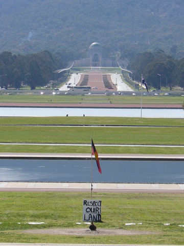 [canberra 020[4].jpg]