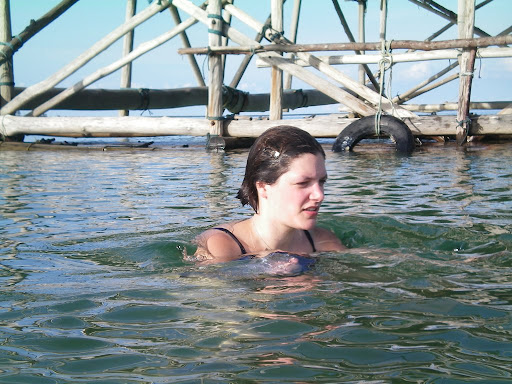 Julie dans l'eau
