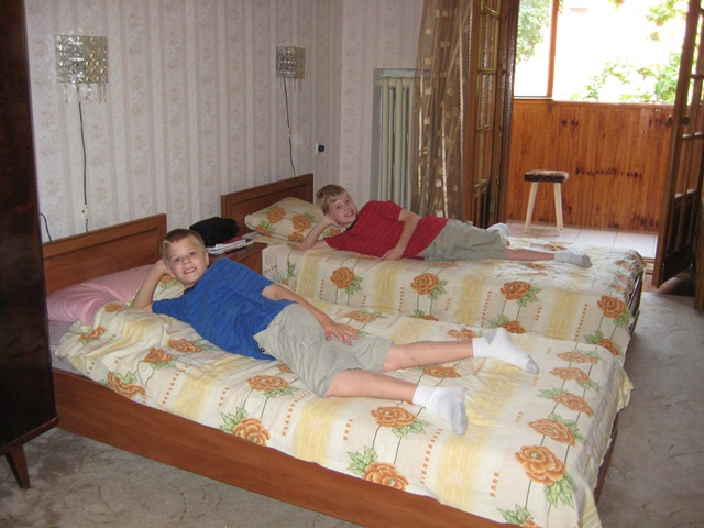 [kharkovapartment0033.jpg]
