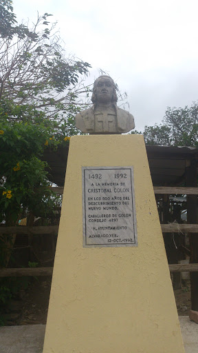 Estatua De Cristóbal Colon