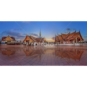 วัดพระธาตุเชิงชุมวรวิหาร by Jakkree Thampitakkul - Buildings & Architecture Architectural Detail