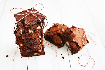 Gluten-Free Fudgy Pecan Brownies